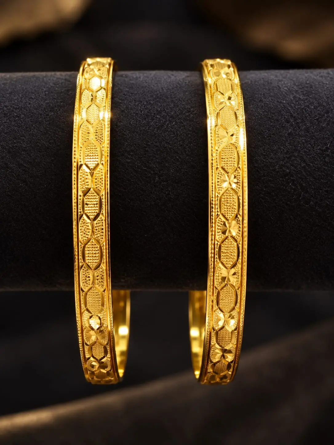 BANGLES